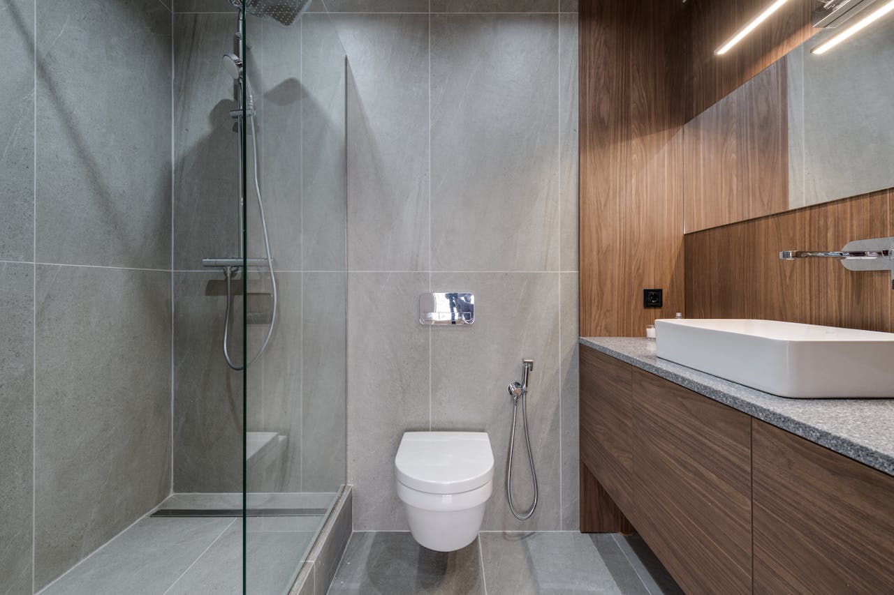 installation sanitaires et carrelage moderne Haute-Corse